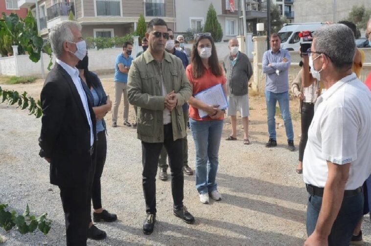 Başkan Günel, mobil makam aracı ile Davutlar’ı ziyaret etti 1 baskan gunel mobil makam araci ile davutlari ziyaret etti CsIpmqK5