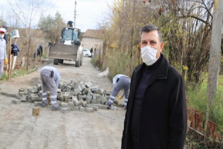 Umurlu’daki yol çalışmaları vatandaşları memnun etti 1 umurludaki yol calismalari vatandaslari memnun etti 2UcRIs6h